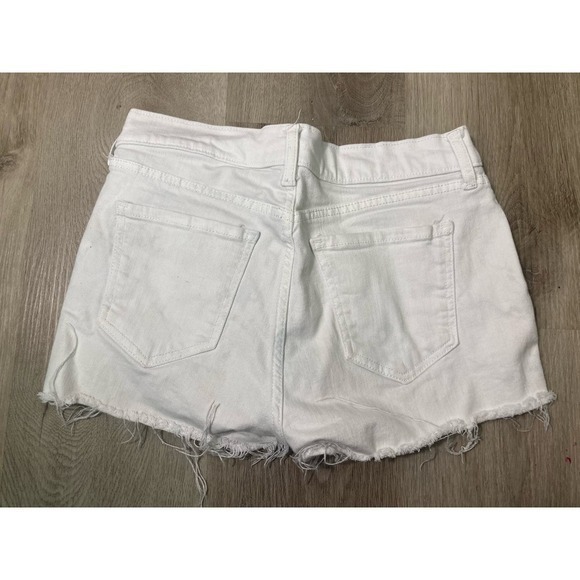 Old Navy Boyfriend Shorts Mid Rise Distressed White Shortie Women's Casual - Picture 9 of 9